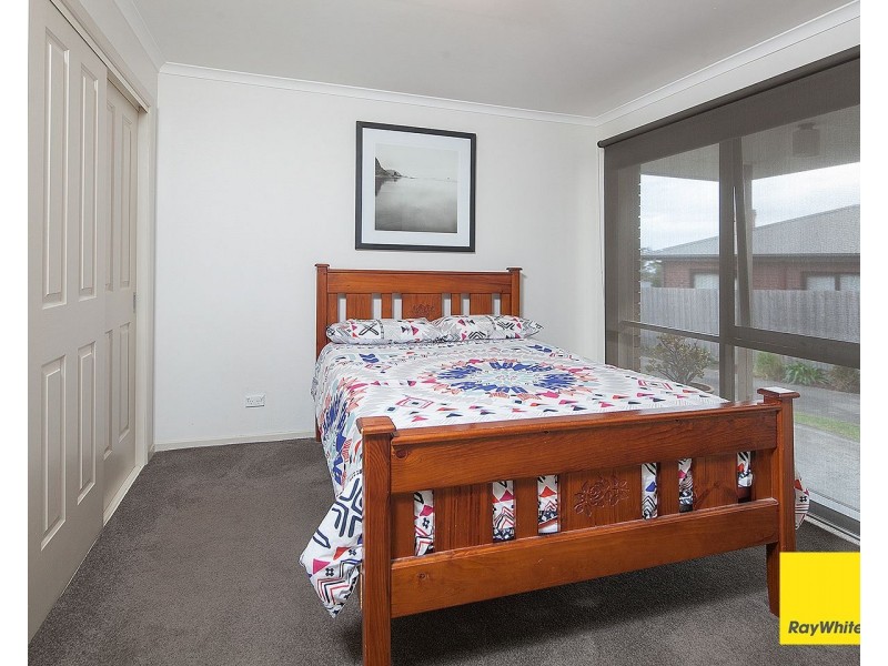 2/21 Micheala Court, Langwarrin VIC 3910