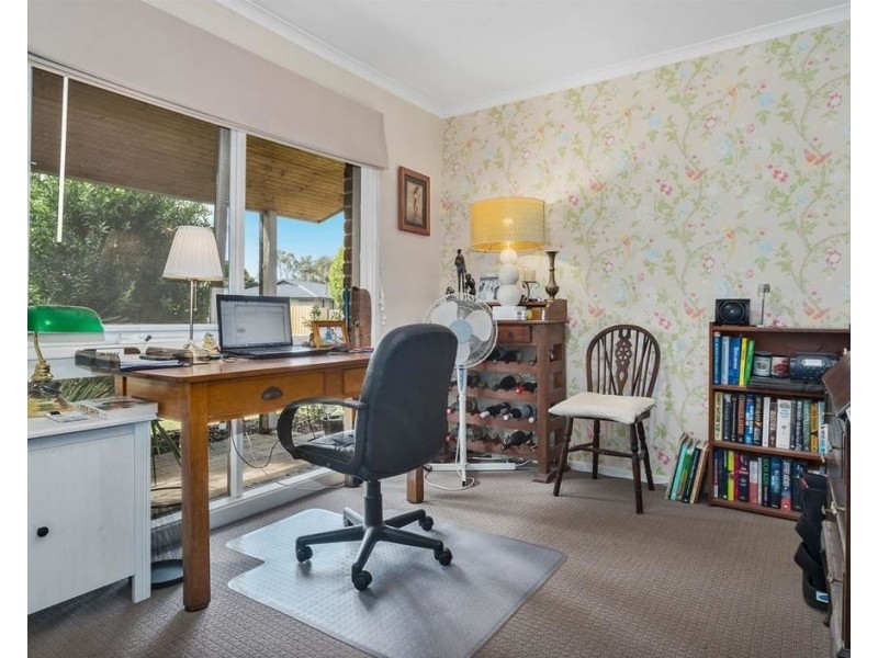 8 Station Street, Somerville VIC 3912