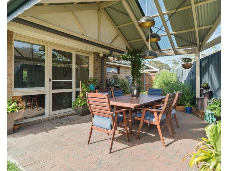 8 Station Street, Somerville VIC 3912