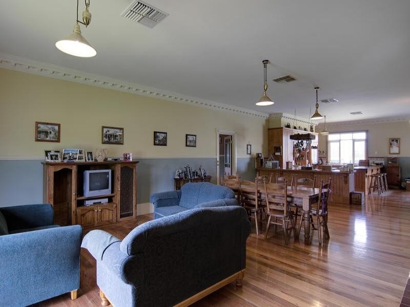 50 Mt Grandview Road, Pearcedale VIC 3912