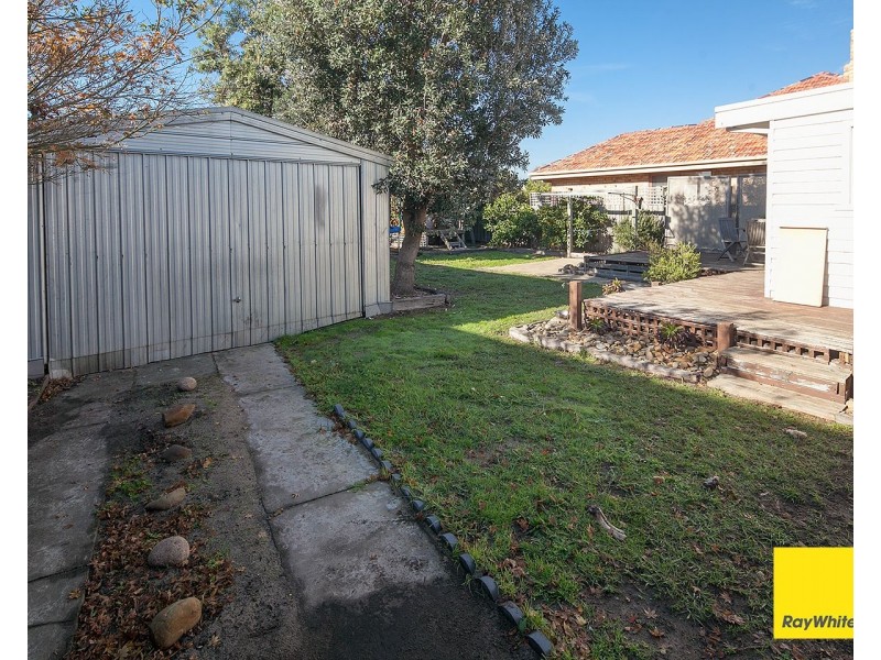 29 RAILWAY Parade, Seaford VIC 3198