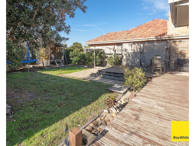 29 RAILWAY Parade, Seaford VIC 3198
