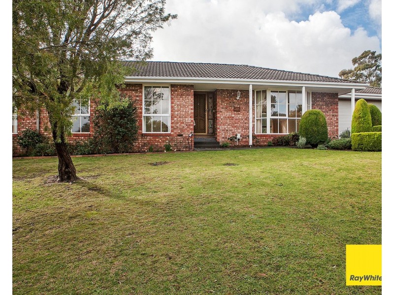 17 Roberna Court, Langwarrin VIC 3910
