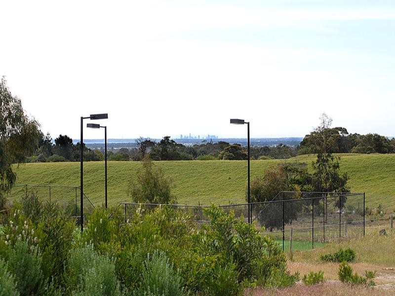 54 Apple Berry Avenue, Langwarrin VIC 3910