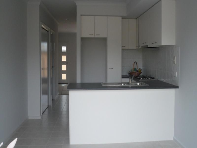 18/64 Potts Road, Langwarrin VIC 3910