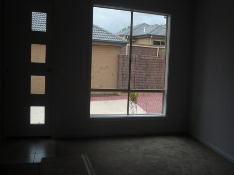 18/64 Potts Road, Langwarrin VIC 3910