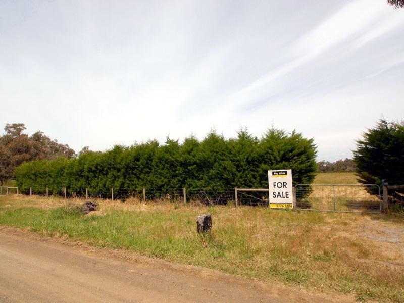 60 Oakhill Rd West, Pearcedale VIC 3912