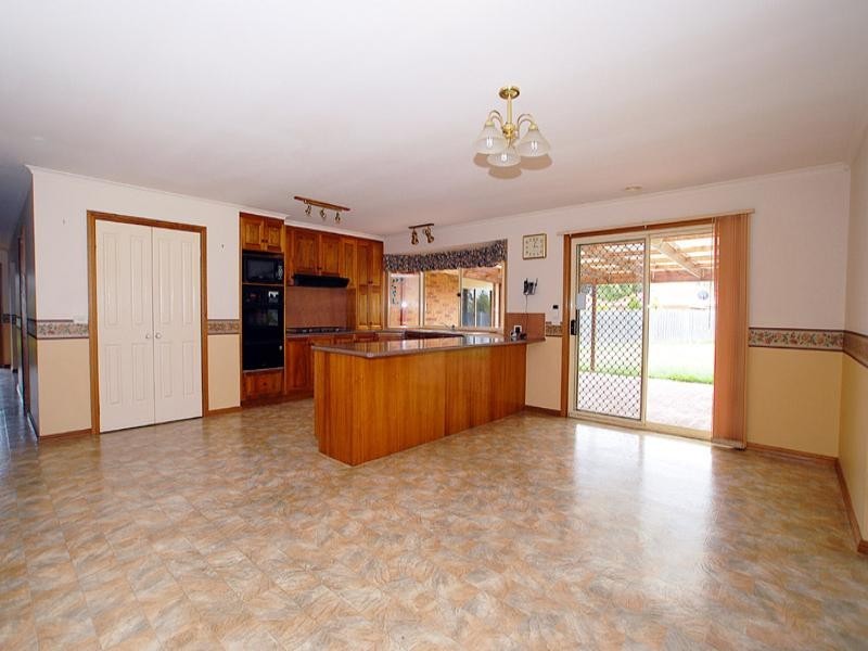 7 Knott Court, Langwarrin VIC 3910