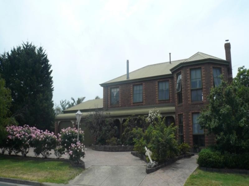 26 Olearia Crescent, Langwarrin VIC 3910