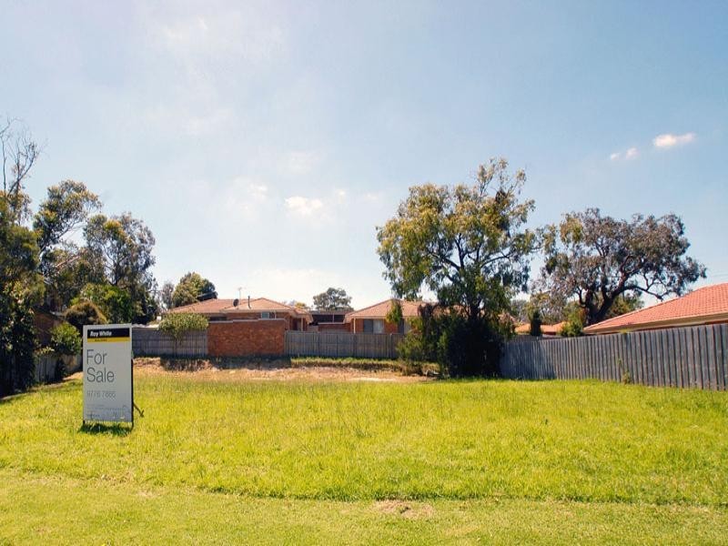 2B Poplar Grove, Langwarrin VIC 3910