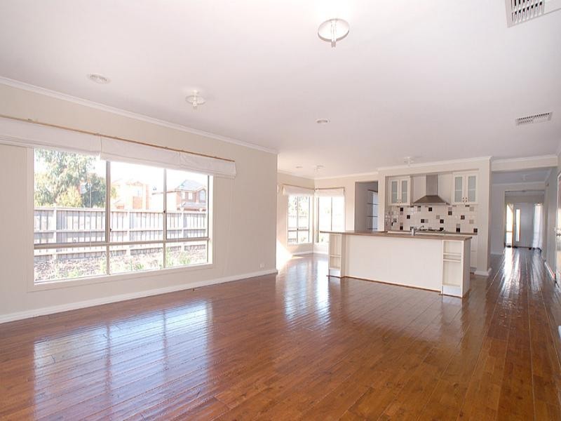 2 Valentine Road, Langwarrin VIC 3910