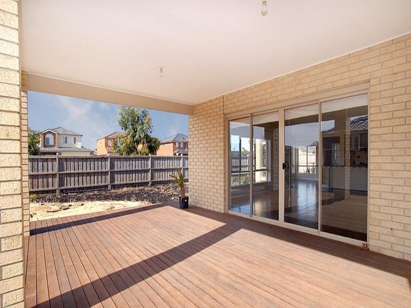 2 Valentine Road, Langwarrin VIC 3910