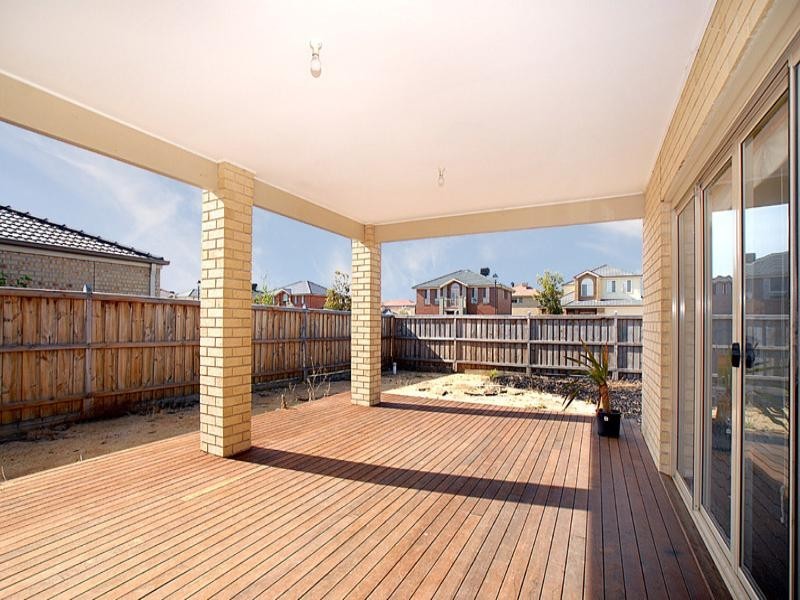 2 Valentine Road, Langwarrin VIC 3910