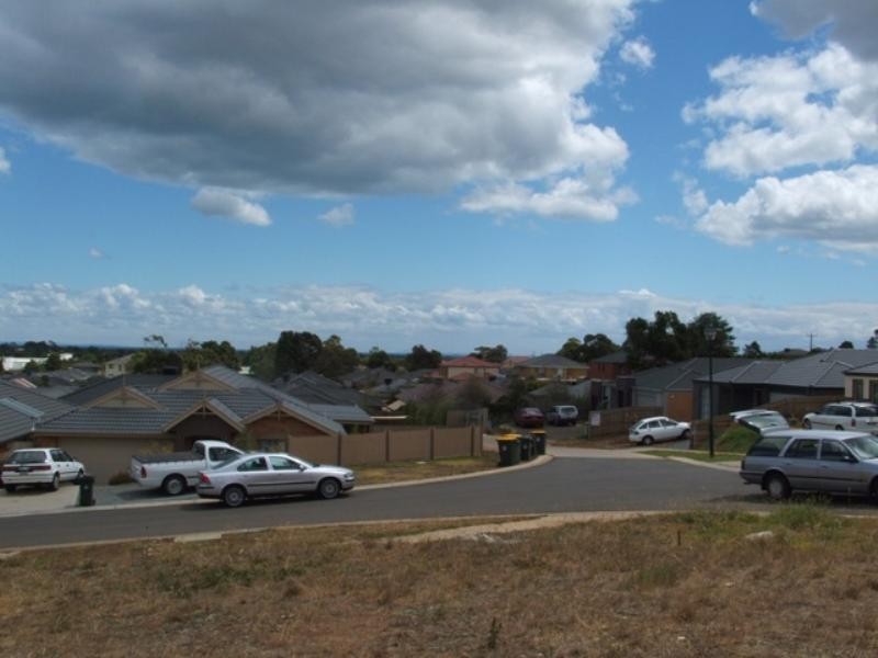 Skye VIC 3977