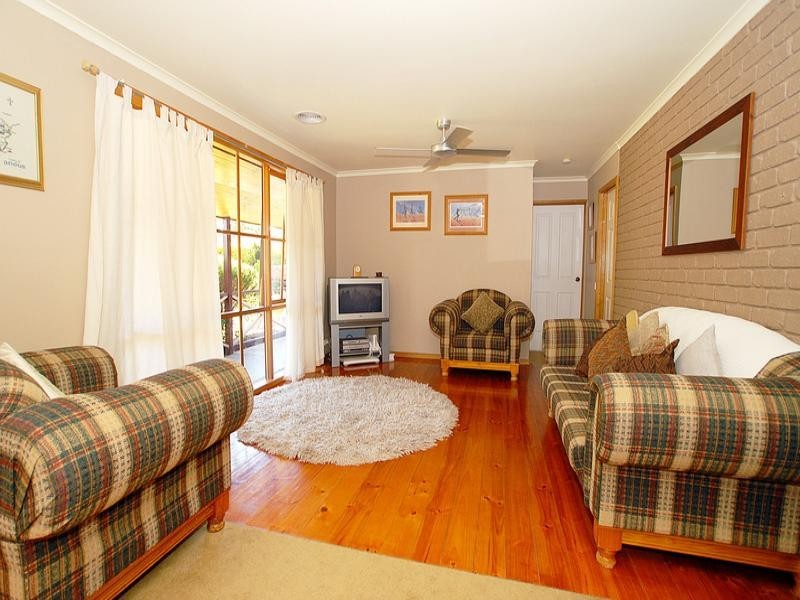 5 Bolton Court, Langwarrin VIC 3910