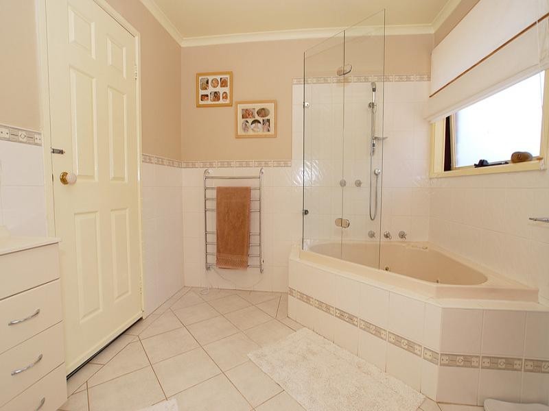 5 Bolton Court, Langwarrin VIC 3910