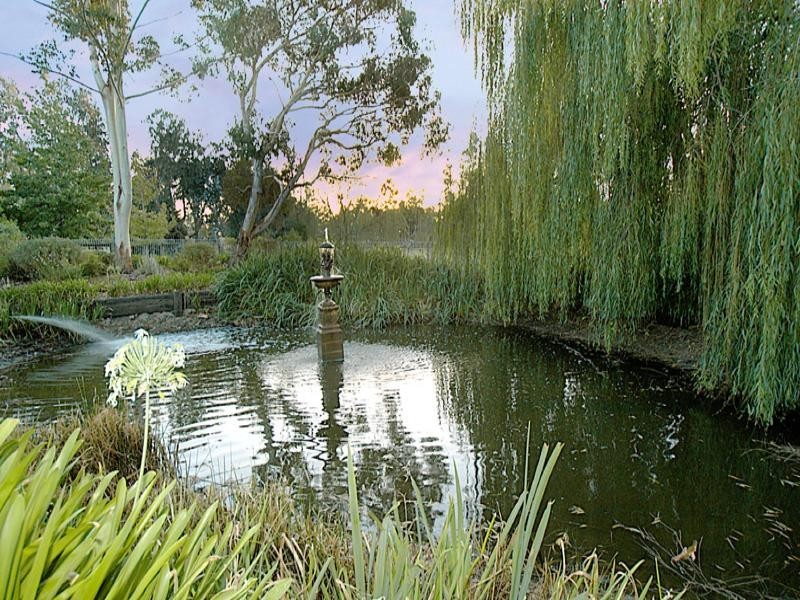 15 Peach Street, Pearcedale VIC 3912