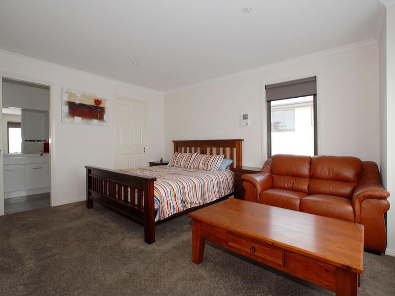 4/21-23 Summit Road, Frankston South VIC 3199