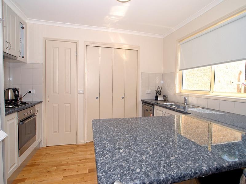 2/97 Warrandyte Road, Langwarrin VIC 3910