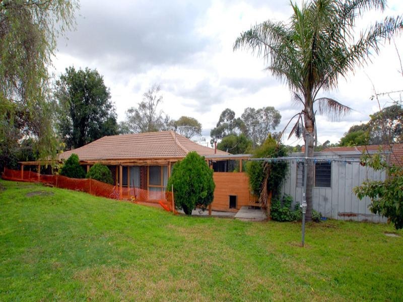 11 Elsan Lea Court, Langwarrin VIC 3910