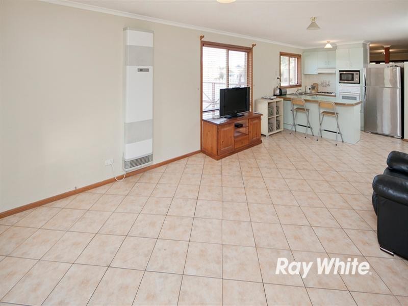 24 Richard Drive, Langwarrin VIC 3910
