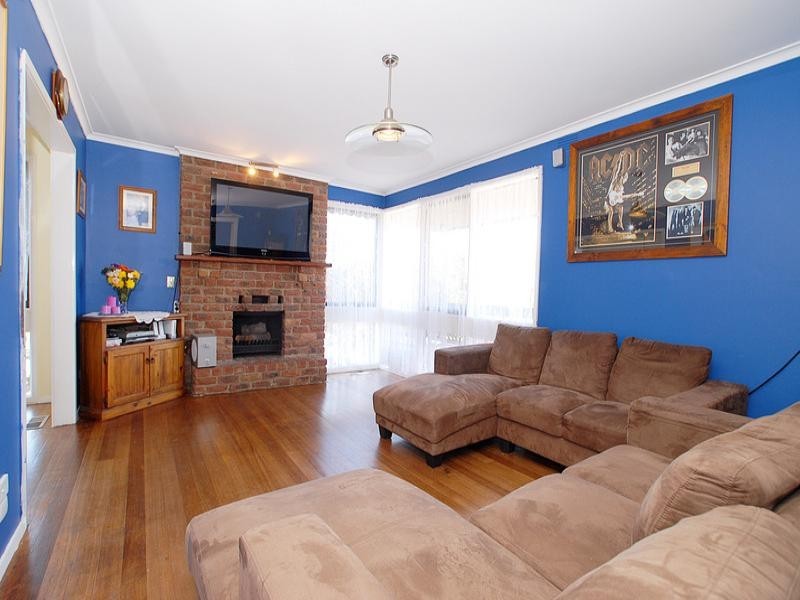 13 John Street, Langwarrin VIC 3910