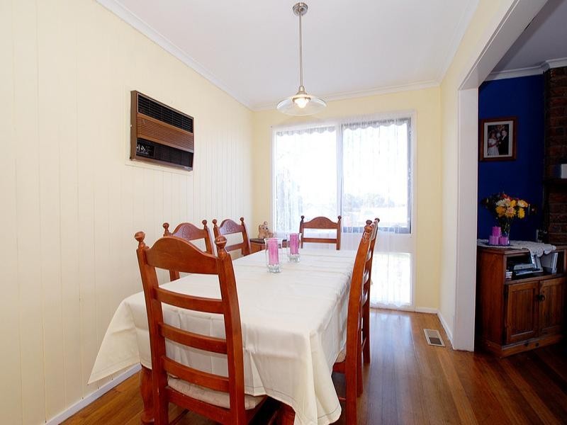 13 John Street, Langwarrin VIC 3910