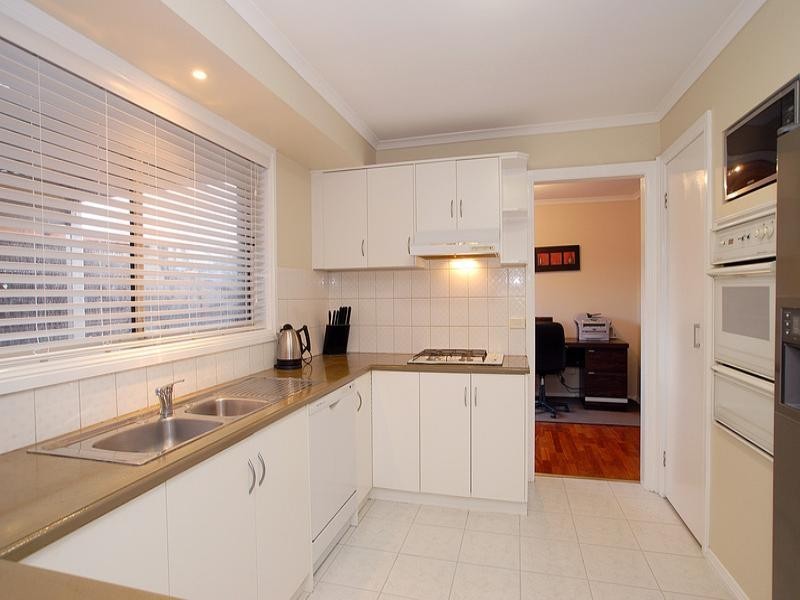 4 Watkins Place, Langwarrin VIC 3910