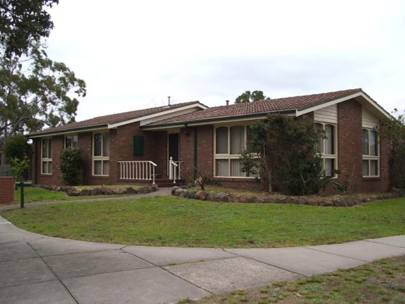 69 Willow Road, Frankston VIC 3199