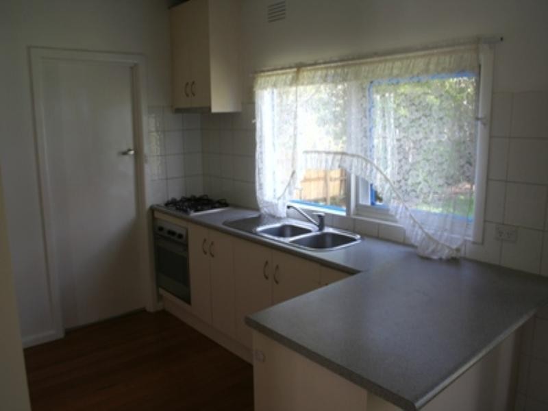 13 Inglis Avenue, Frankston VIC 3199