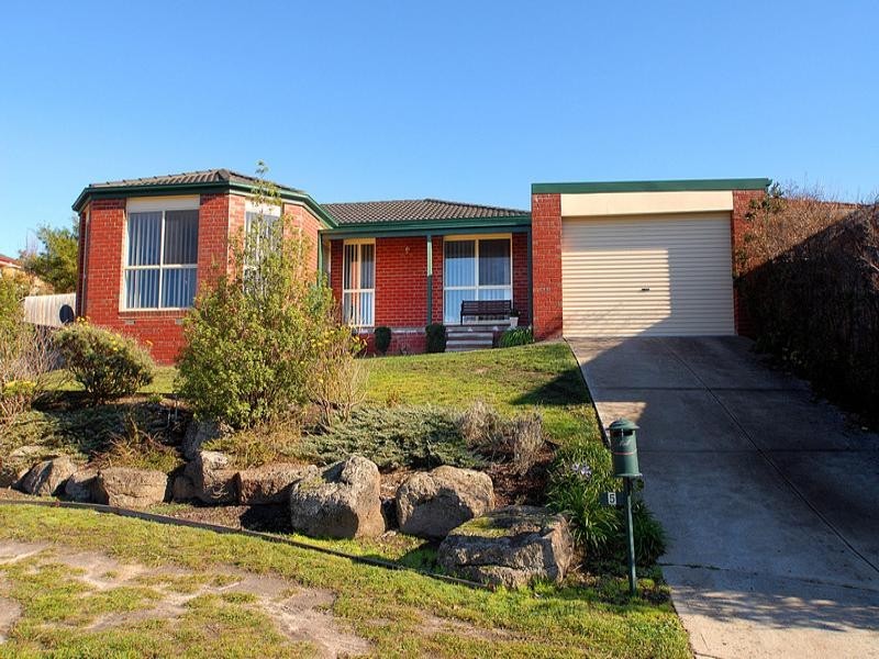 5 Shannon Place, Langwarrin VIC 3910