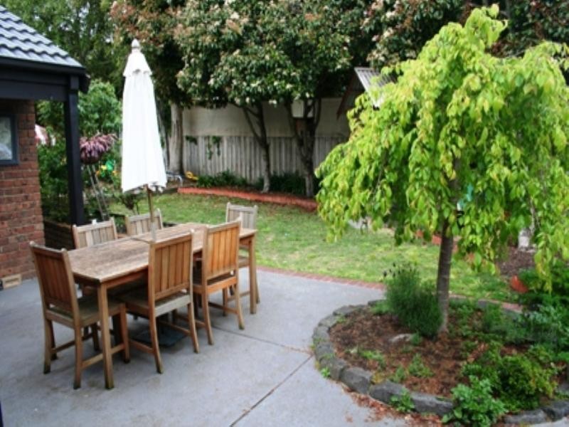 2 Juliana Close, Frankston VIC 3199