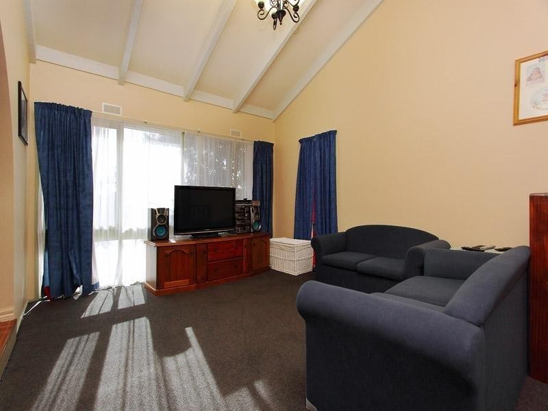 11 Govan Street, Langwarrin VIC 3910