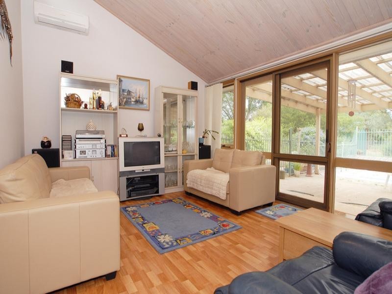 6 Kingston Road, Langwarrin VIC 3910