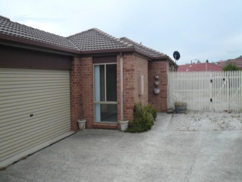 11 Tarwin Court, Langwarrin VIC 3910