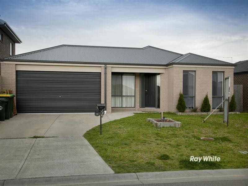 14 David Close, Skye VIC 3977