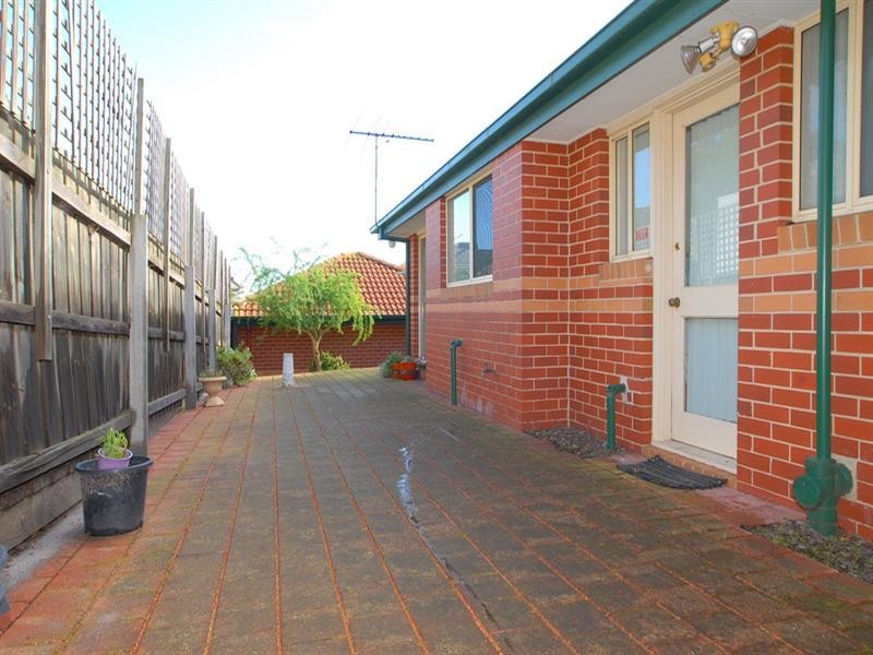 4/19 – 21 Hillcrest Road, Frankston VIC 3199