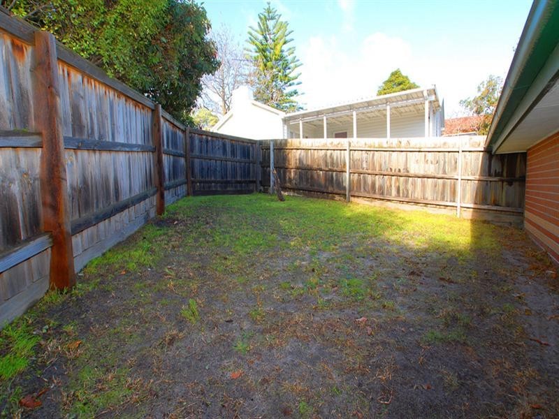 4/19 – 21 Hillcrest Road, Frankston VIC 3199