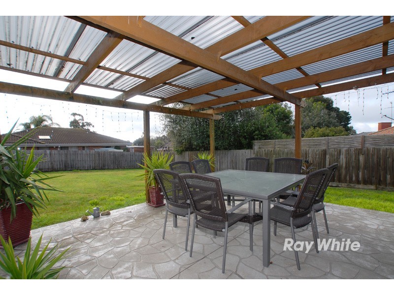 5 Bevnol Road, Langwarrin VIC 3910