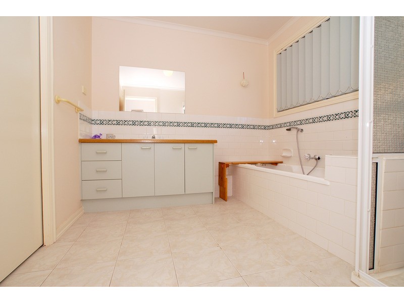 4/19-21 Hillcrest Road, Frankston VIC 3199