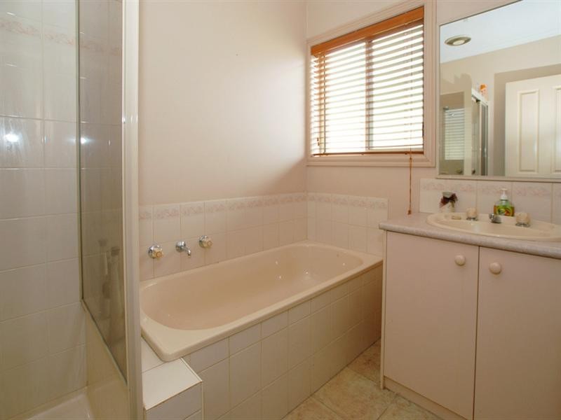 13 Gum Nut Drive, Langwarrin VIC 3910