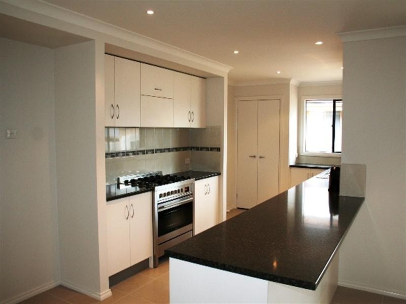 15 Belvista Way, Cranbourne South VIC 3977