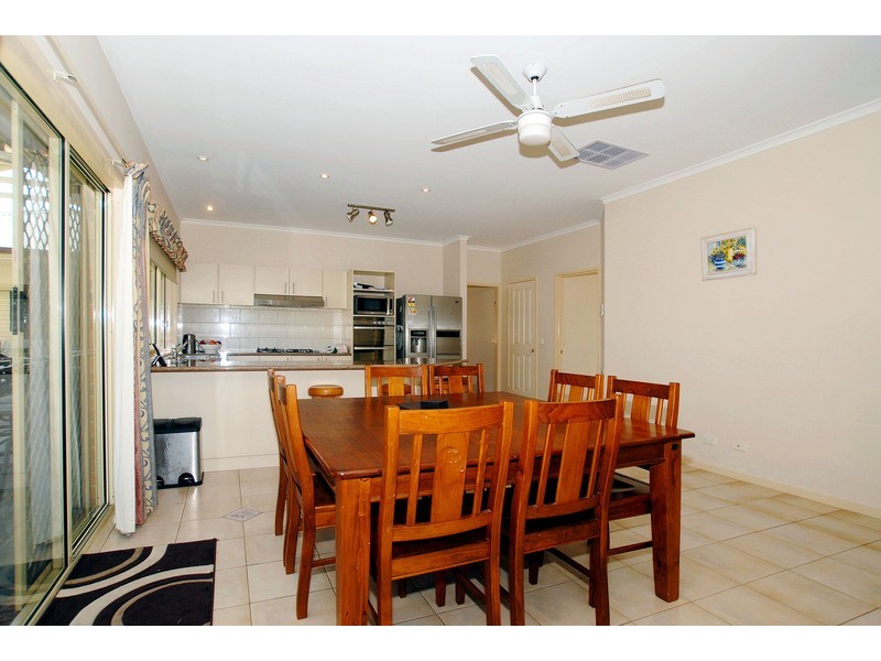 15 Huntingtower Crescent, Langwarrin VIC 3910