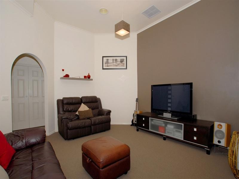 4 Sage Court, Langwarrin VIC 3910