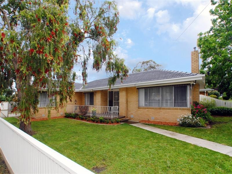 36 Berberis Crescent, Frankston VIC 3199