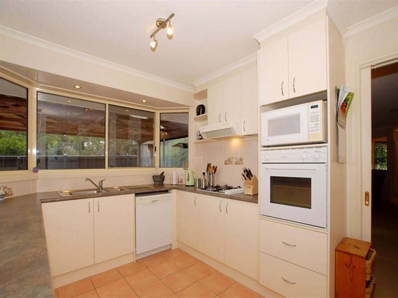 2 Ebony Drive, Langwarrin VIC 3910