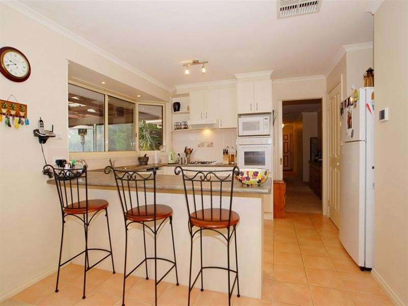 2 Ebony Drive, Langwarrin VIC 3910