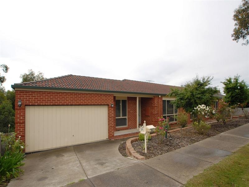 25 Lexton Drive, Langwarrin VIC 3910