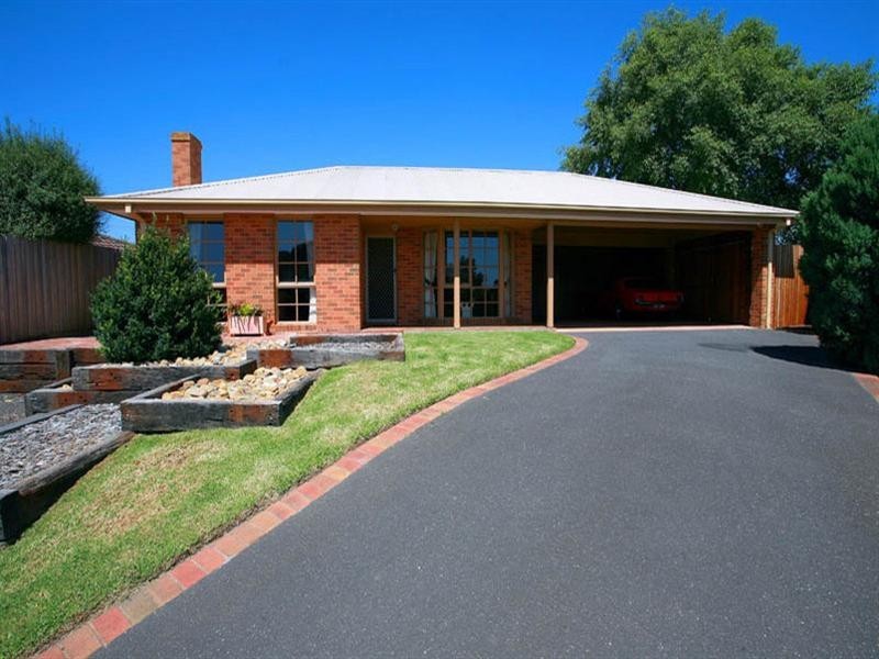 10 Colwyn Close, Langwarrin VIC 3910