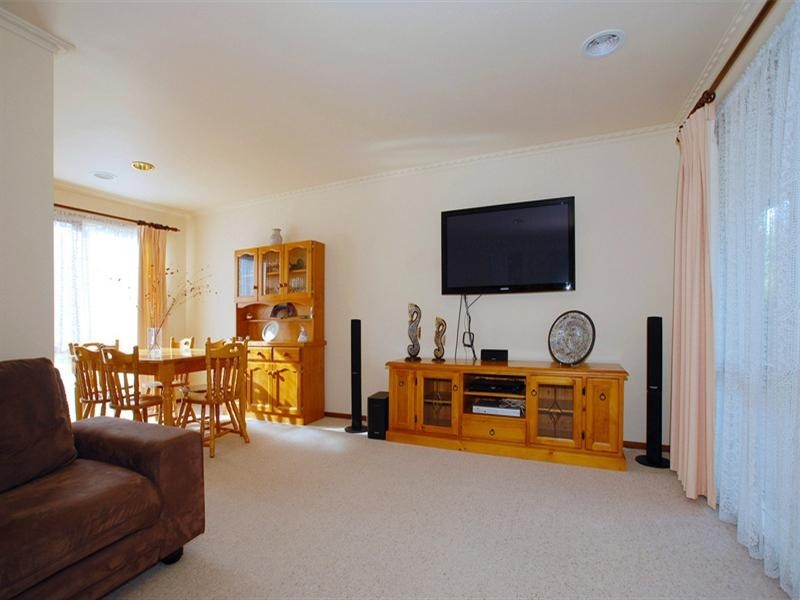 6 Hornsby Drive, Langwarrin VIC 3910